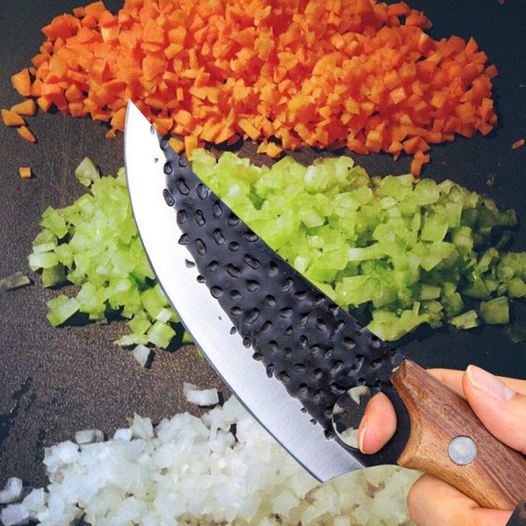 huusk-square-09-1024x1024